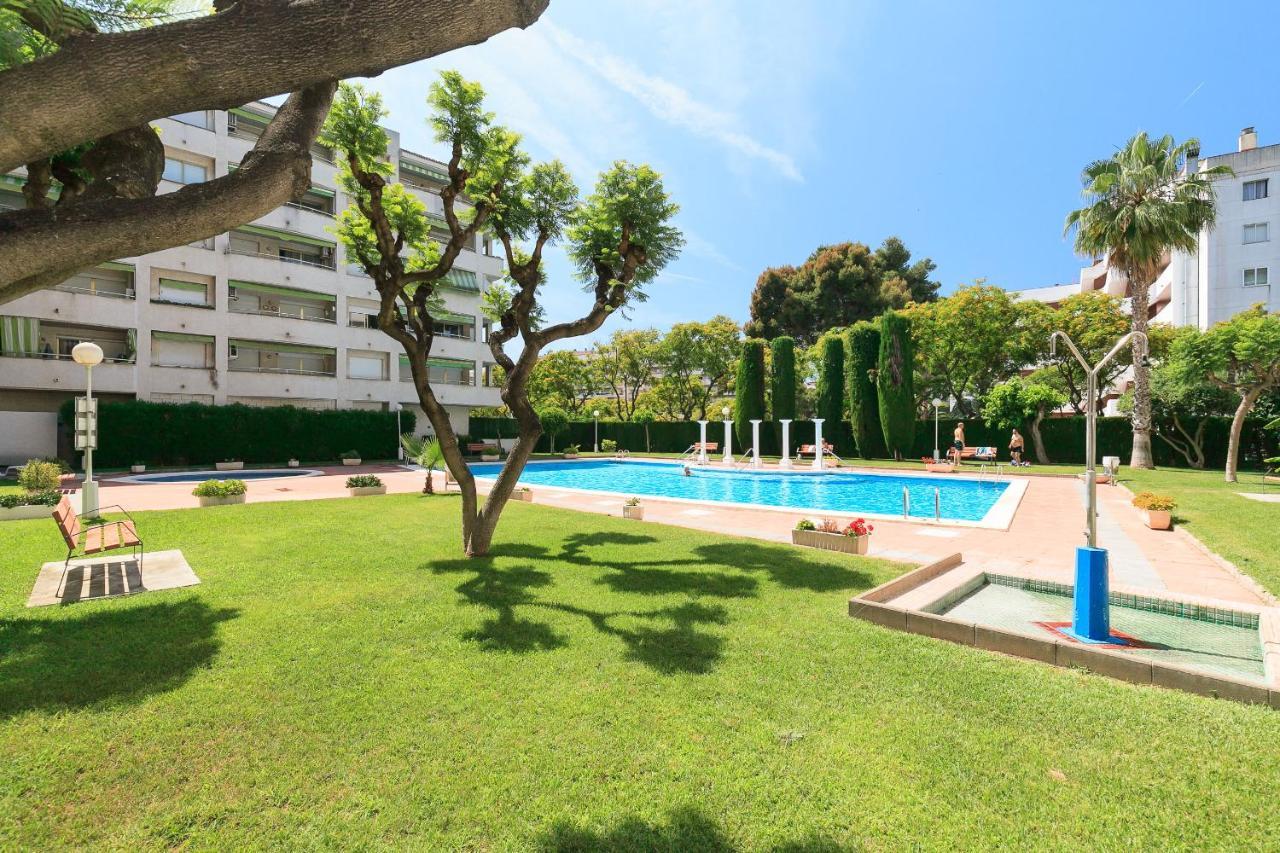 Uhc Marathon Apartments Salou Eksteriør bilde