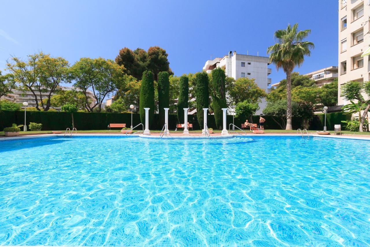 Uhc Marathon Apartments Salou Eksteriør bilde