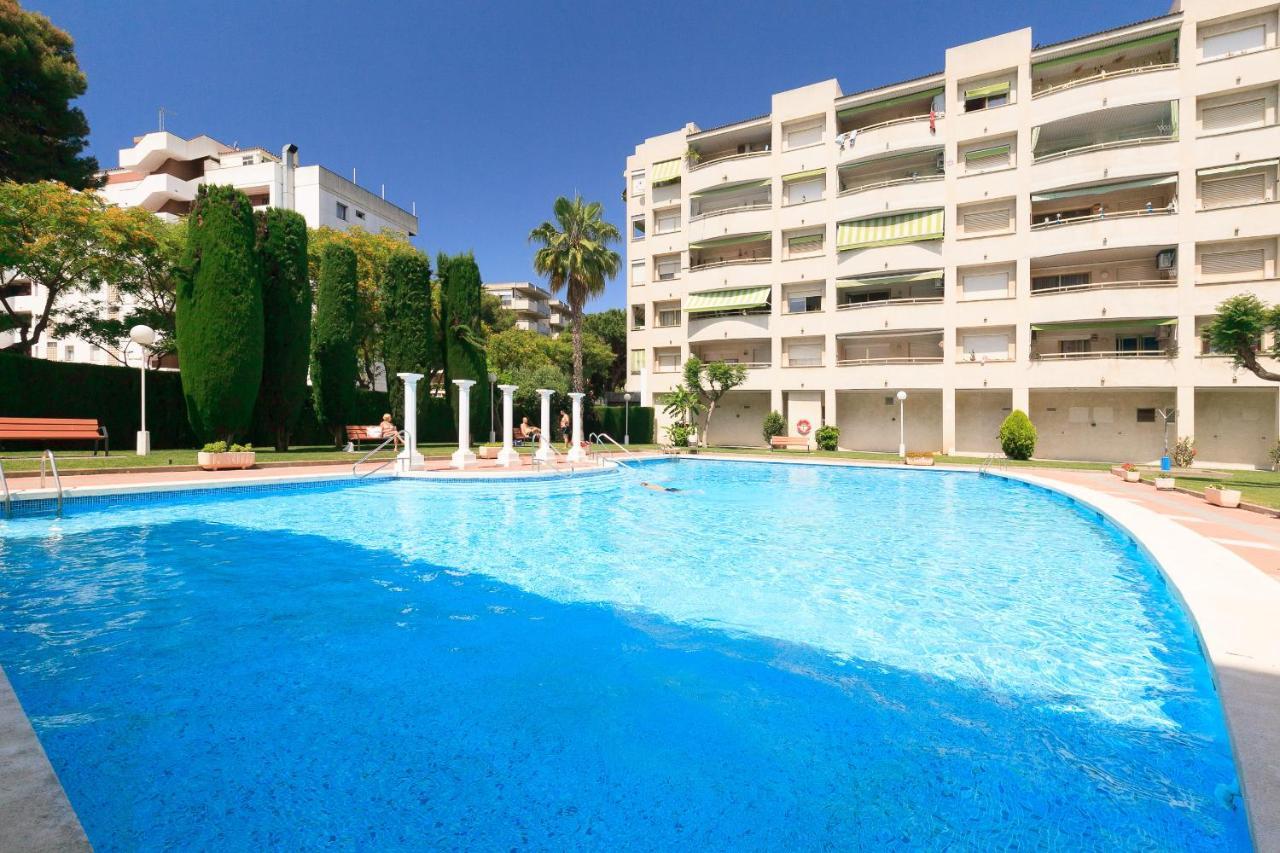 Uhc Marathon Apartments Salou Eksteriør bilde